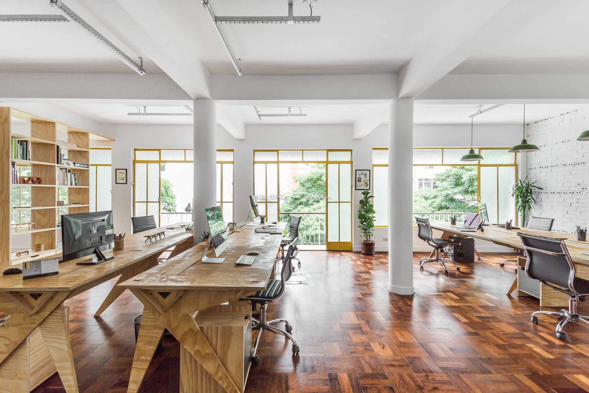 長沙開福區(qū)辦公室風(fēng)水布局原則要合理選擇辦公桌效果圖