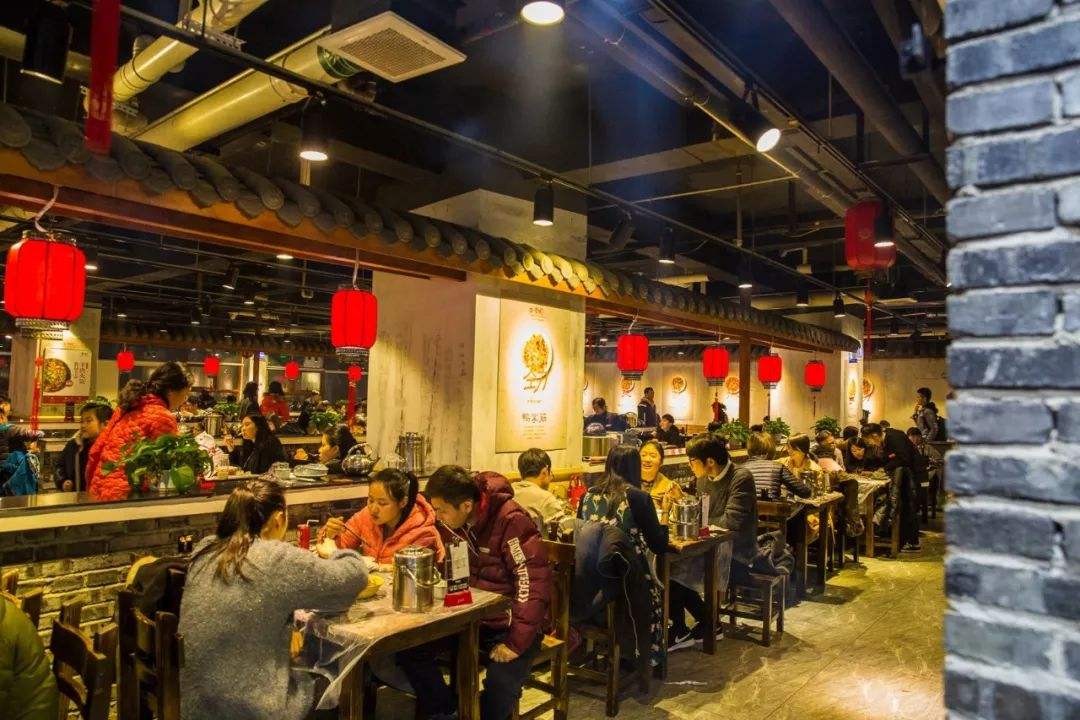 卓昊裝飾酒店長沙中餐廳裝修設(shè)計(jì)方案案例效果圖