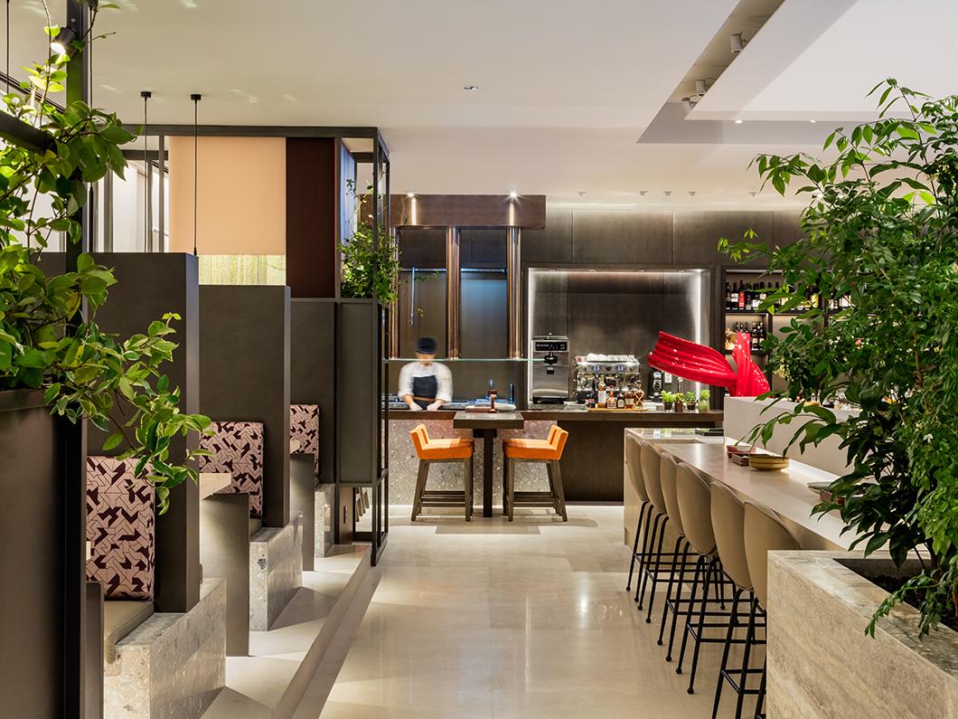 長沙梅溪湖西餐旗艦店餐飲間裝修設(shè)計效果圖 長沙梅溪湖西餐旗艦店餐飲間裝修設(shè)計效果圖