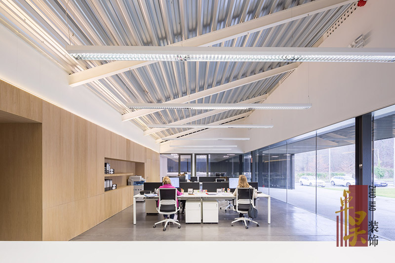 湖南潤(rùn)喉片制藥廠十萬級(jí)廠房裝修與無塵車間裝修設(shè)計(jì)效果圖公共辦公區(qū) 湖南潤(rùn)喉片制藥廠十萬級(jí)廠房裝修與無塵車間裝修設(shè)計(jì)效果圖公共辦公區(qū)