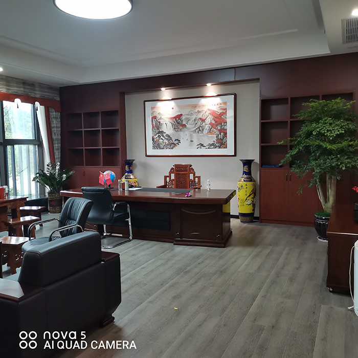 卓昊裝飾恭祝邵陽振羽營銷中心完滿開盤開放經(jīng)理室