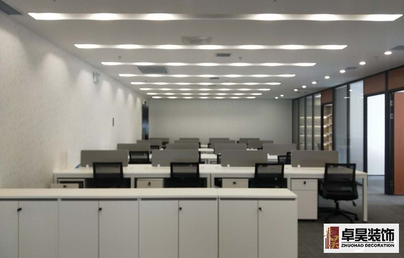 長沙裝修寫字樓需要好的辦公室室內(nèi)設(shè)計效果圖